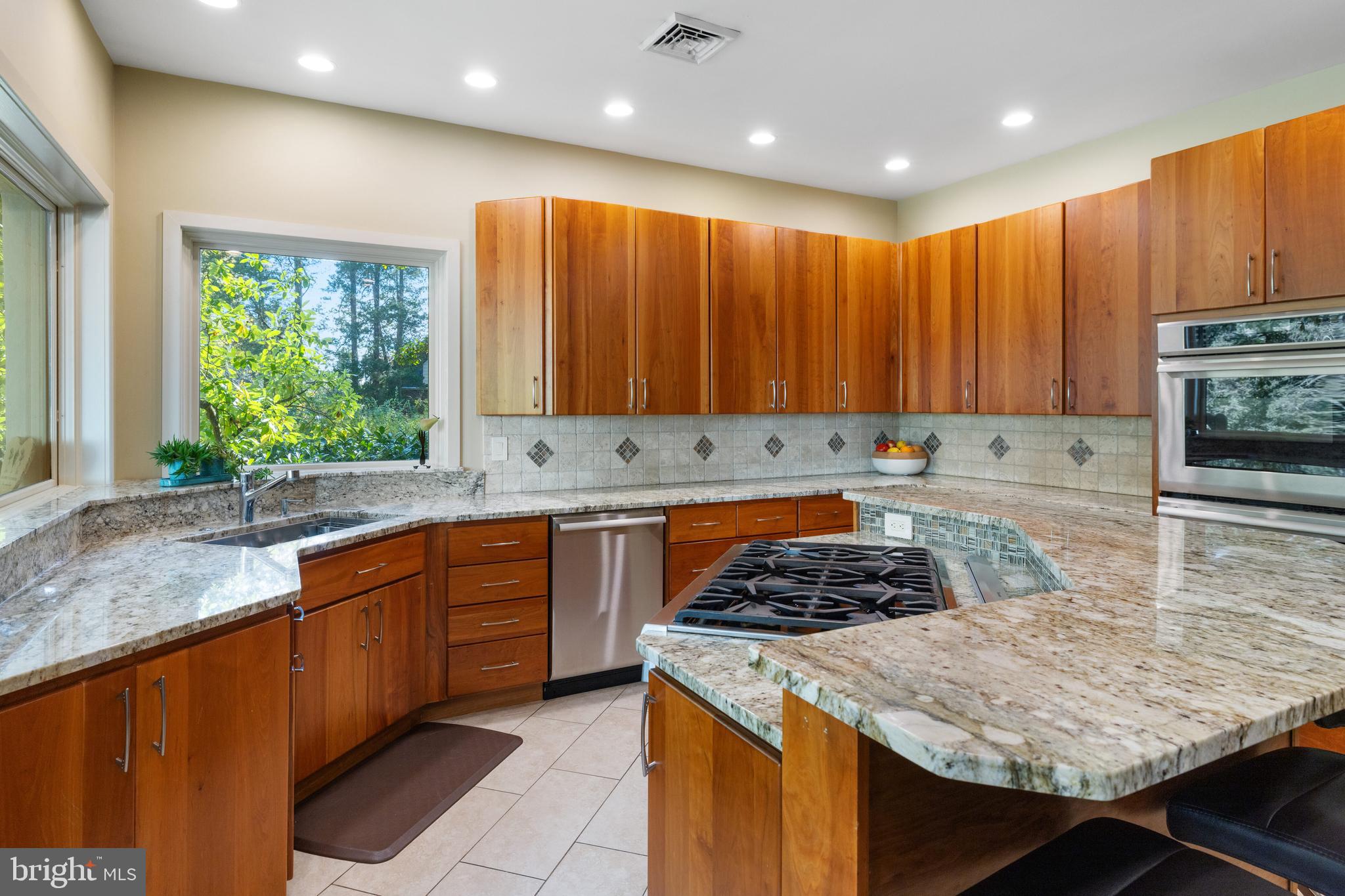 1156 Mill Rd Circle Rydal, PA 19046 - Photo 13 of 52 Kitchen