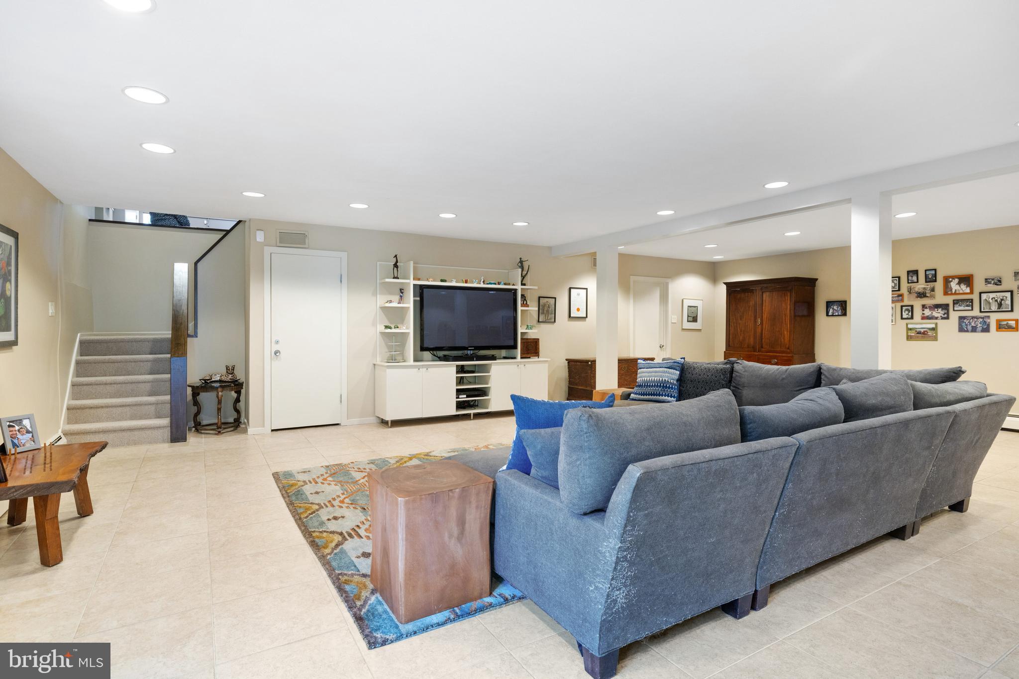 1156 Mill Rd Circle Rydal, PA 19046 - Photo 34 of 52 Family Room