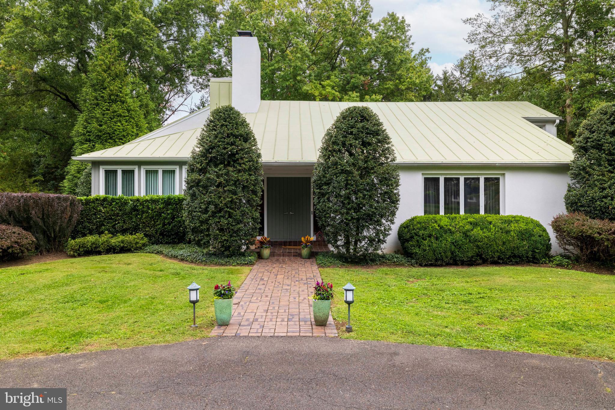 1156 Mill Rd Circle Rydal, PA 19046 - Photo 4 of 52 Front Exterior