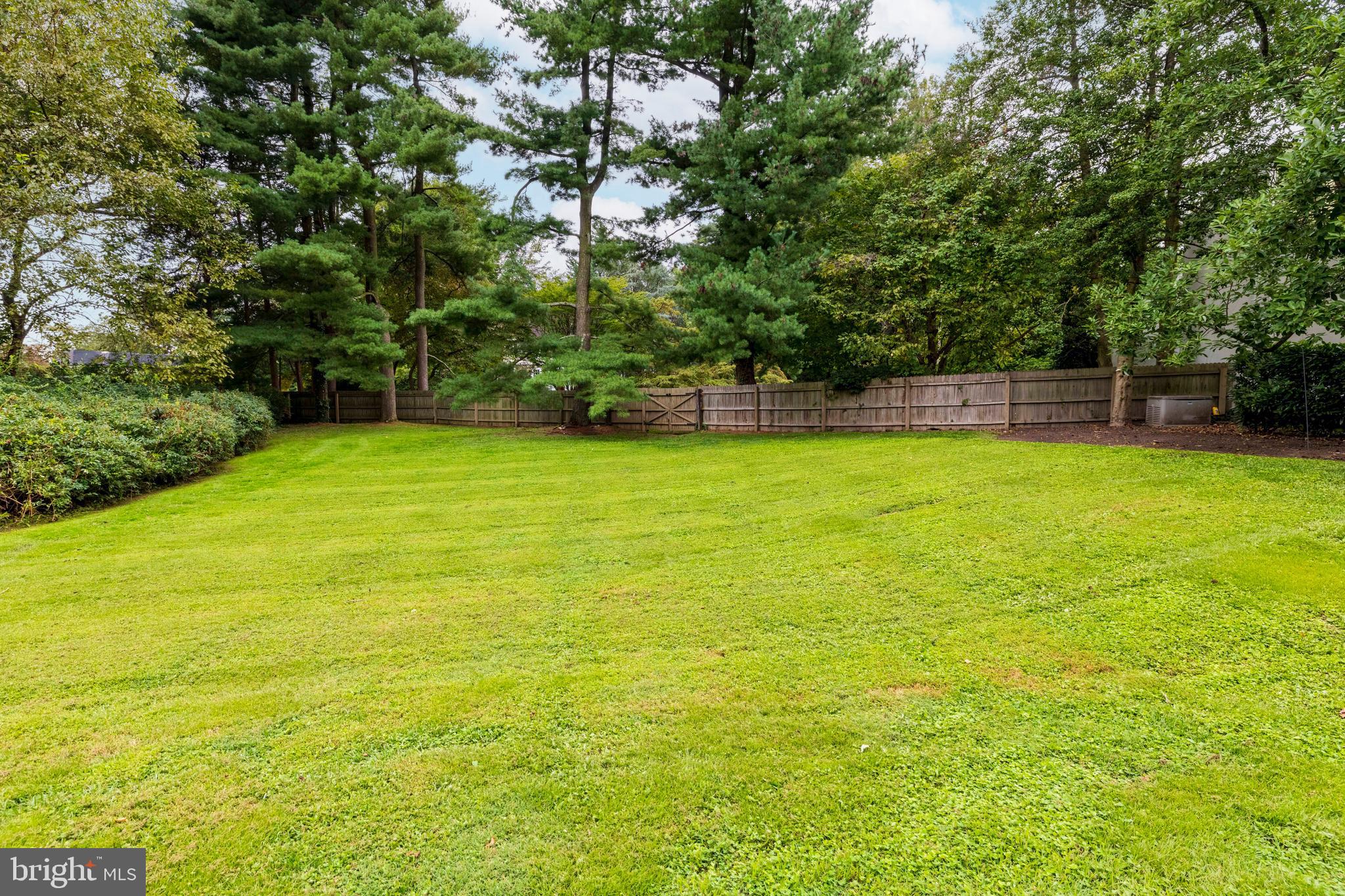 1156 Mill Rd Circle Rydal, PA 19046 - Photo 45 of 52 Backyard