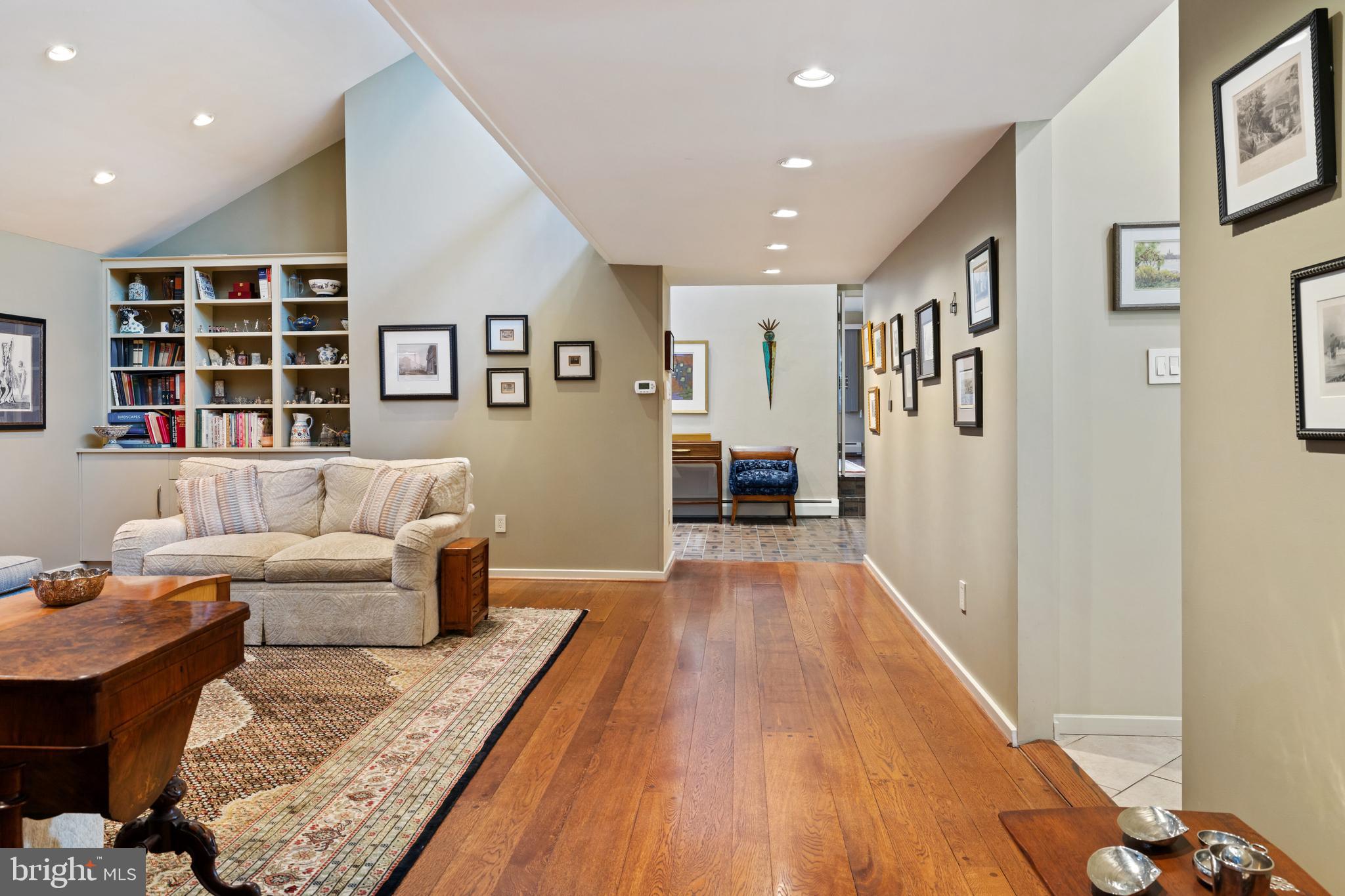 1156 Mill Rd Circle Rydal, PA 19046 - Photo 8 of 52 Living Room