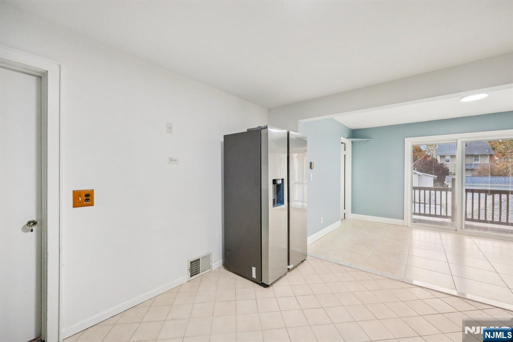 320 Orient Way, Unit 2 Rutherford, NJ 07070 - Photo 16 of 40 a view of a interior in the room