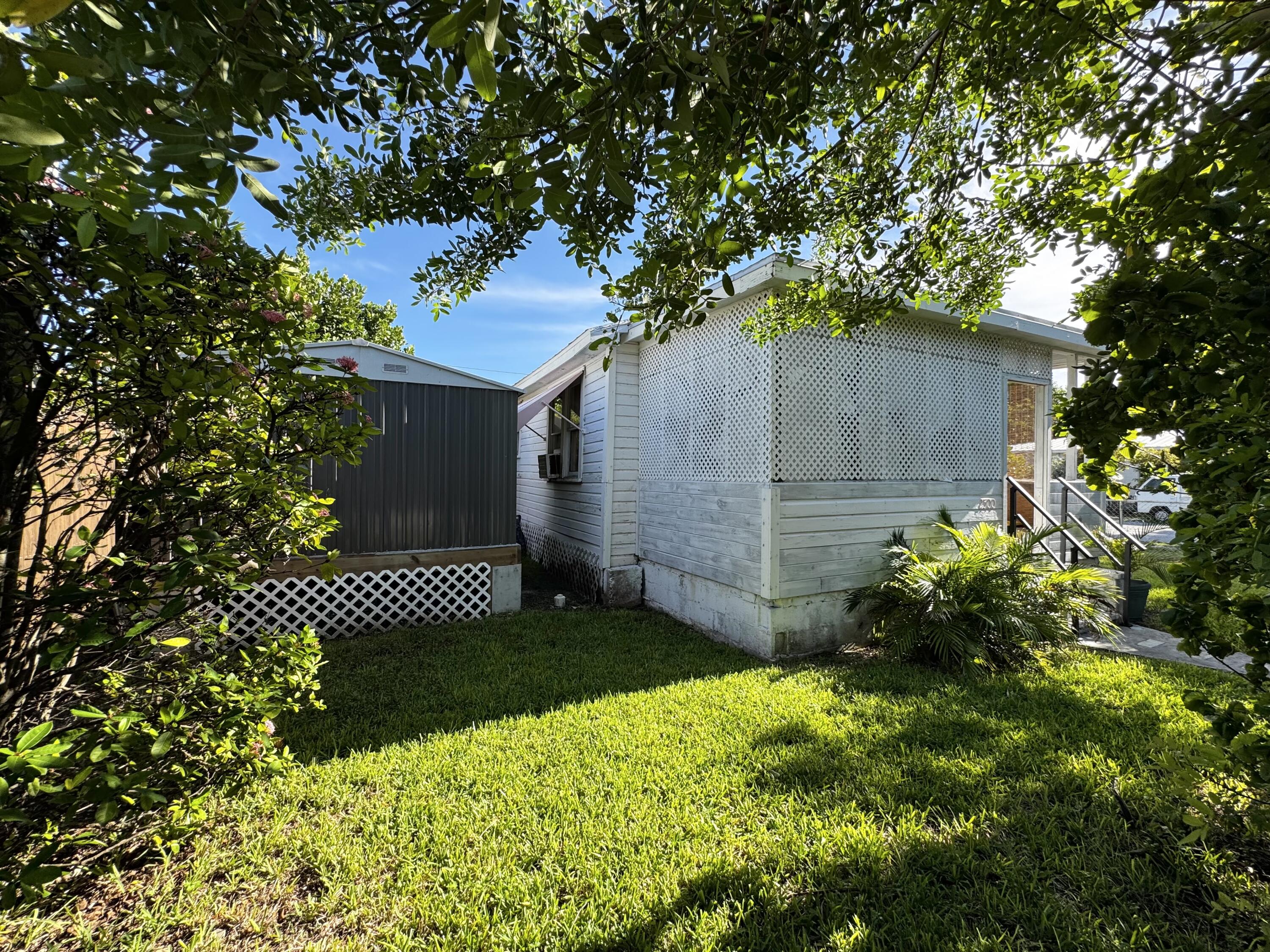2500 Harris Avenue Key West, FL 33040 - Photo 19 of 22 a garden view