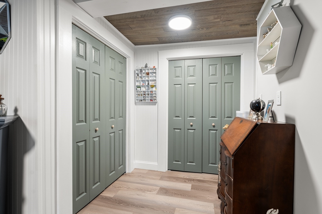 25 Lakeview Drive Wareham, MA 02538 - Photo 23 of 31 a view of walk in closet