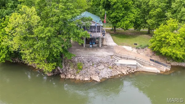 $699,900 | 1137 Riverlawn Drive, Doniphan, MO 63935