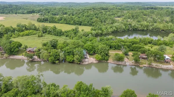 $699,900 | 1137 Riverlawn Drive, Doniphan, MO 63935