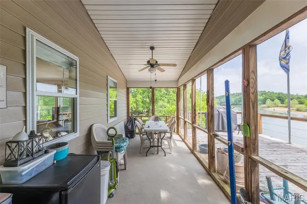 $699,900 | 1137 Riverlawn Drive, Doniphan, MO 63935