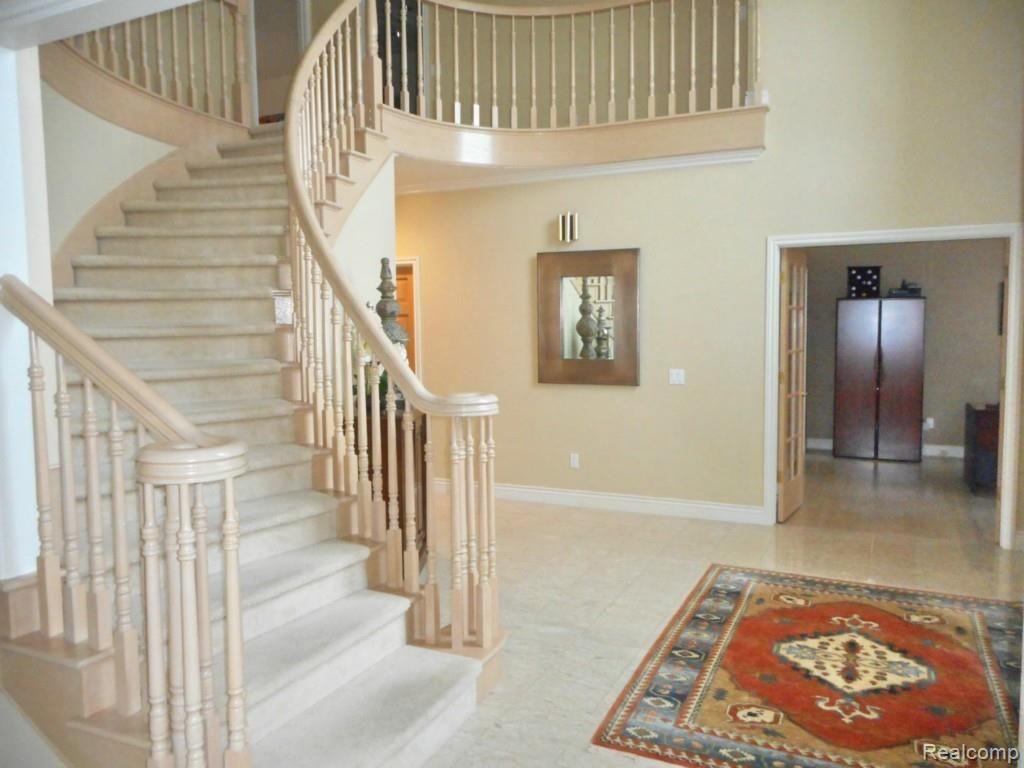  Foyer View 2
