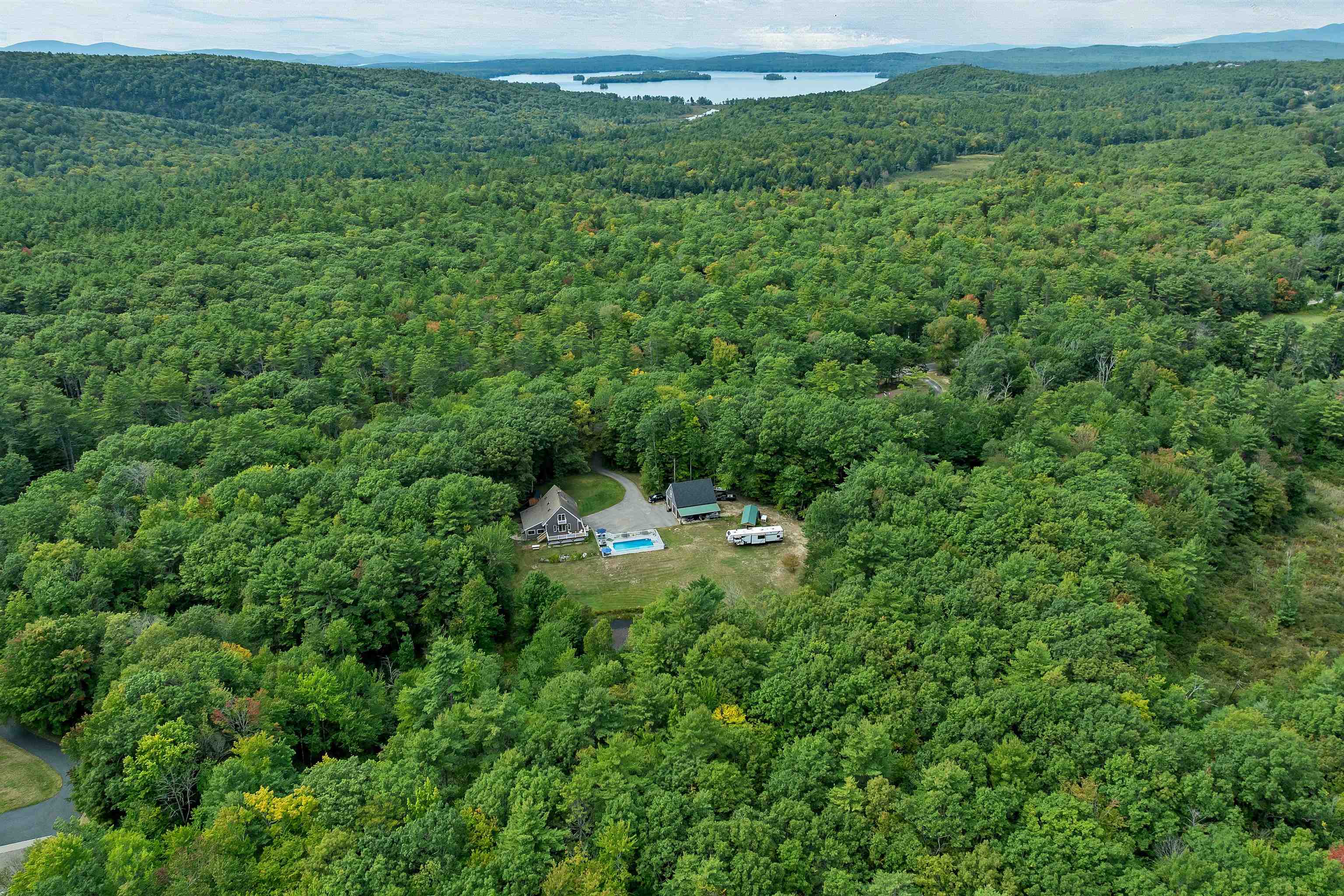 456 Wentworth Road Brookfield, NH 03872 - Photo 4 of 59 Gallery Image 4