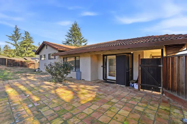 $860,000 | 130 Georges Drive, Hollister, CA 95023