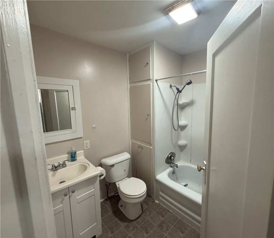 936 East Moore Street Decatur, IL 62521 - Photo 6 of 9