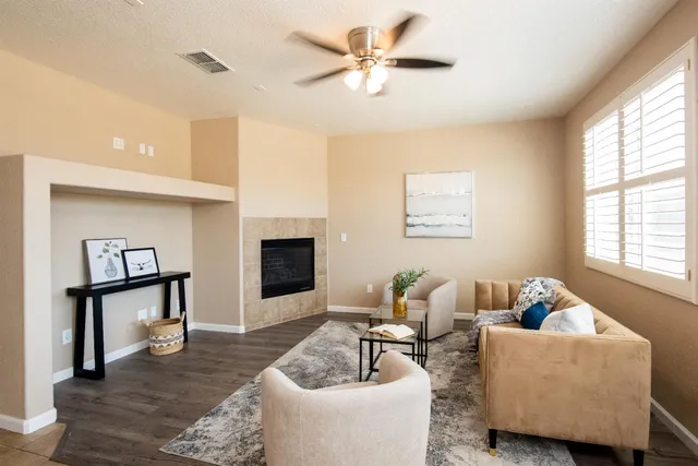 $725,000 | 1992 Valenzuela Court, Manteca, CA 95336