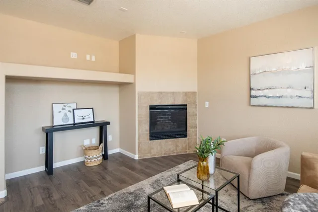 $725,000 | 1992 Valenzuela Court, Manteca, CA 95336