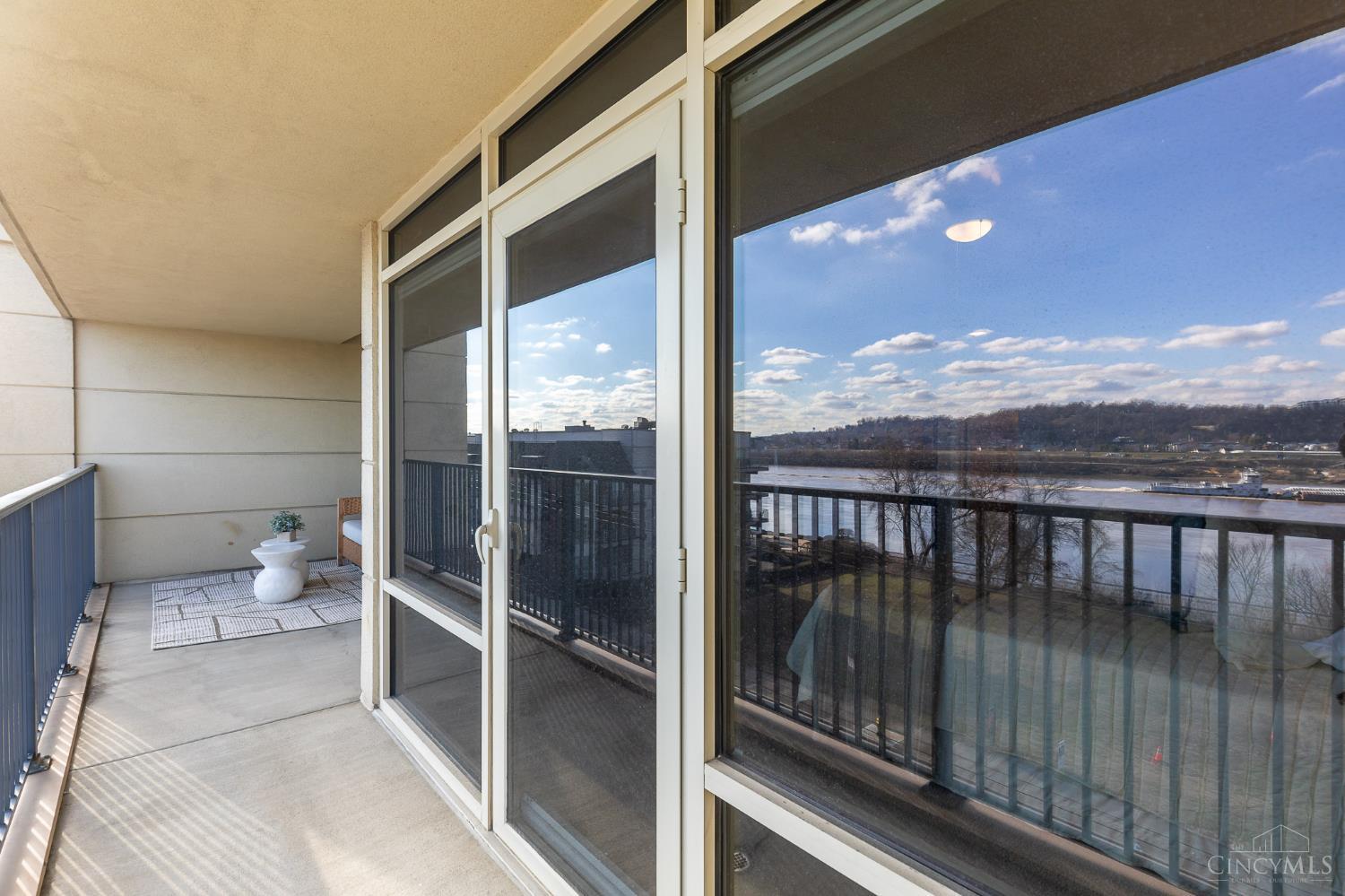 2260 Riverside Drive, Unit 405 Cincinnati, OH 45202 - Photo 24 of 32