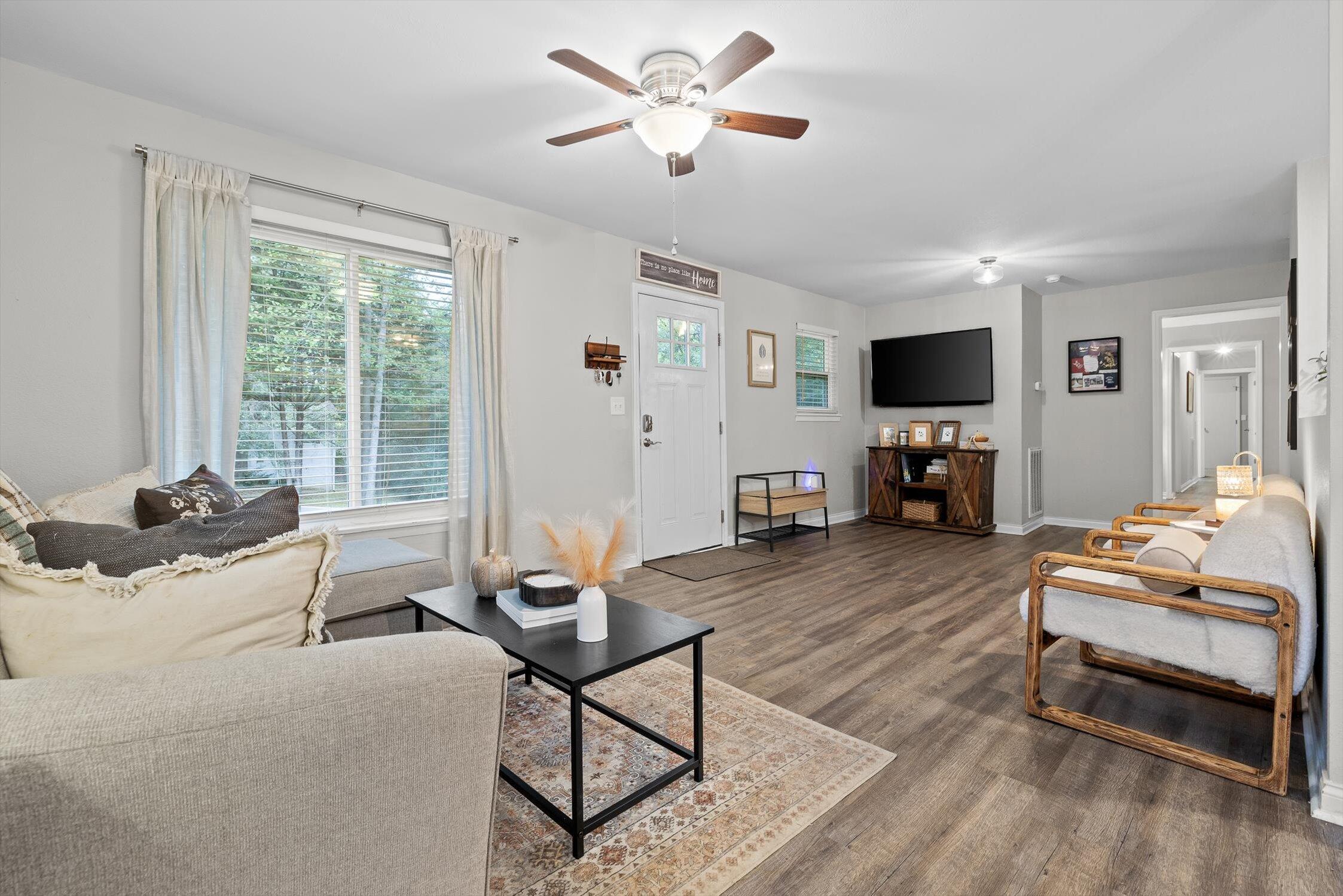 1054 Hillcrest Road Hixson, TN 37343 - Photo 5 of 76 41-Hill Crest -41