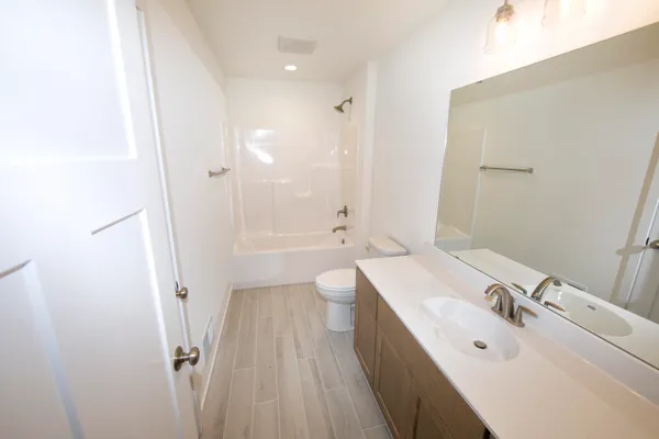 $4,200 | N116-w7245 Oakmont Drive, Cedarburg, WI 53012