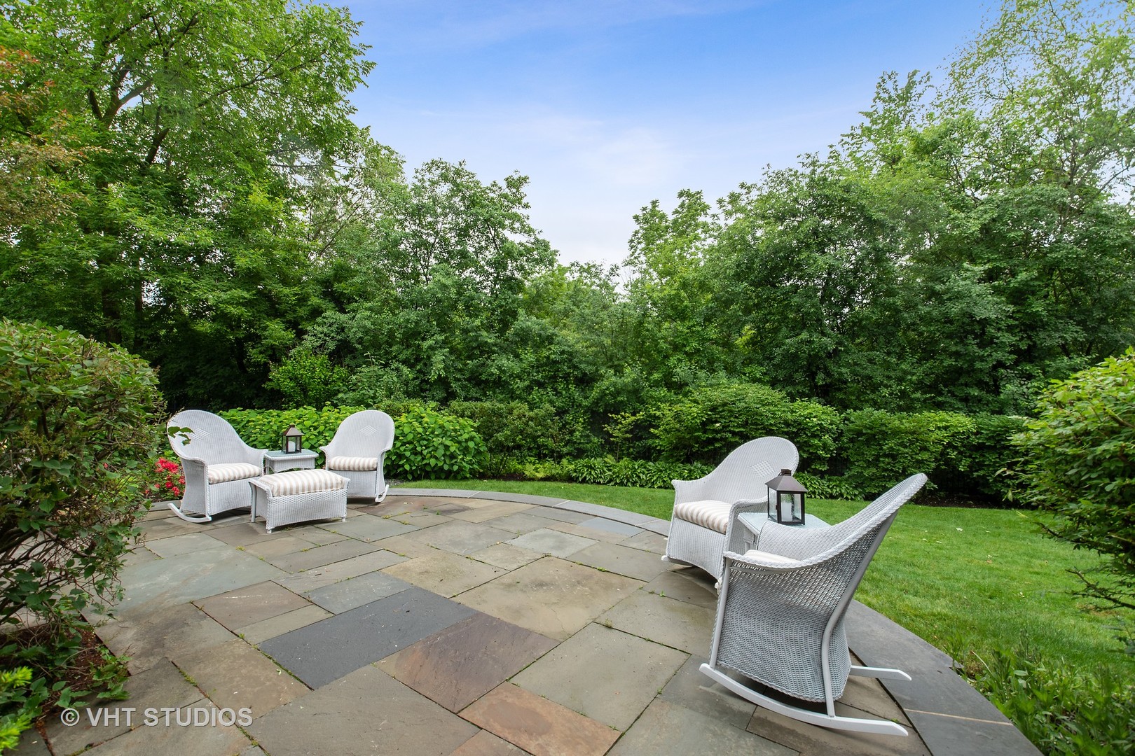 417 Pebblebrook Road Northbrook, IL 60062 - Photo 20 of 29