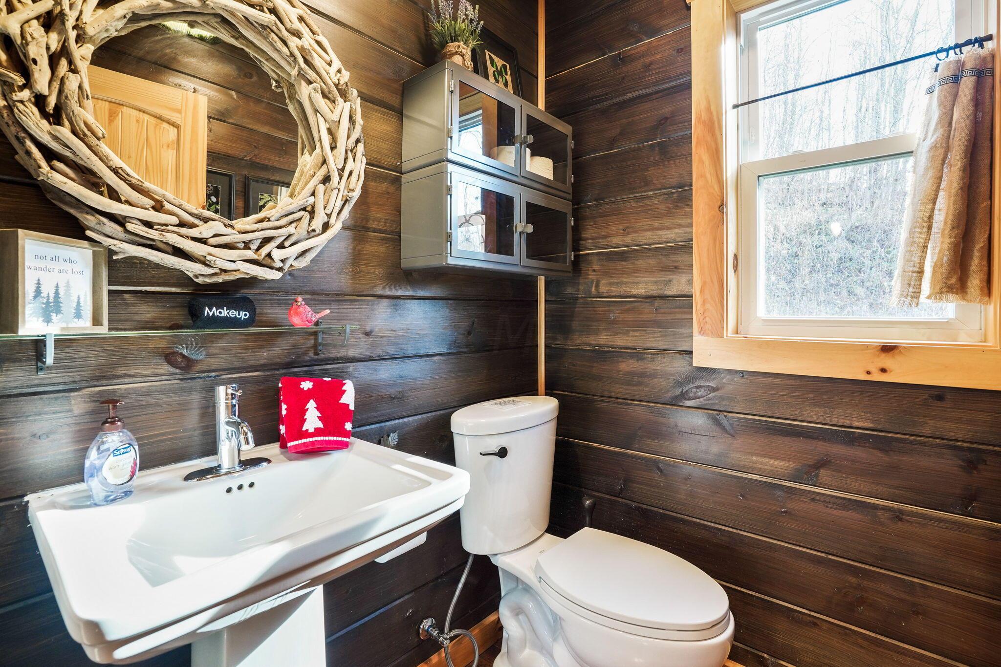 13480 Big Cola Road Rockbridge, OH 43149 - Photo 22 of 72 Half bath