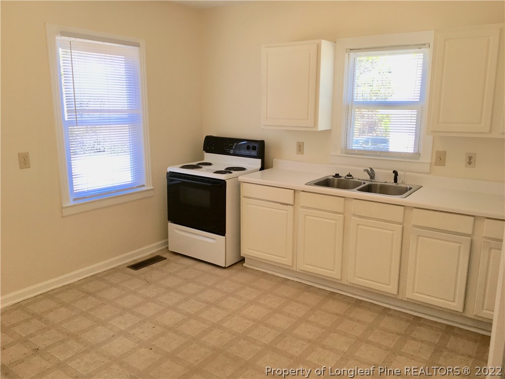 3232 Dorian Road Fayetteville, NC 28306 - Photo 8 of 18 Gallery Image 8