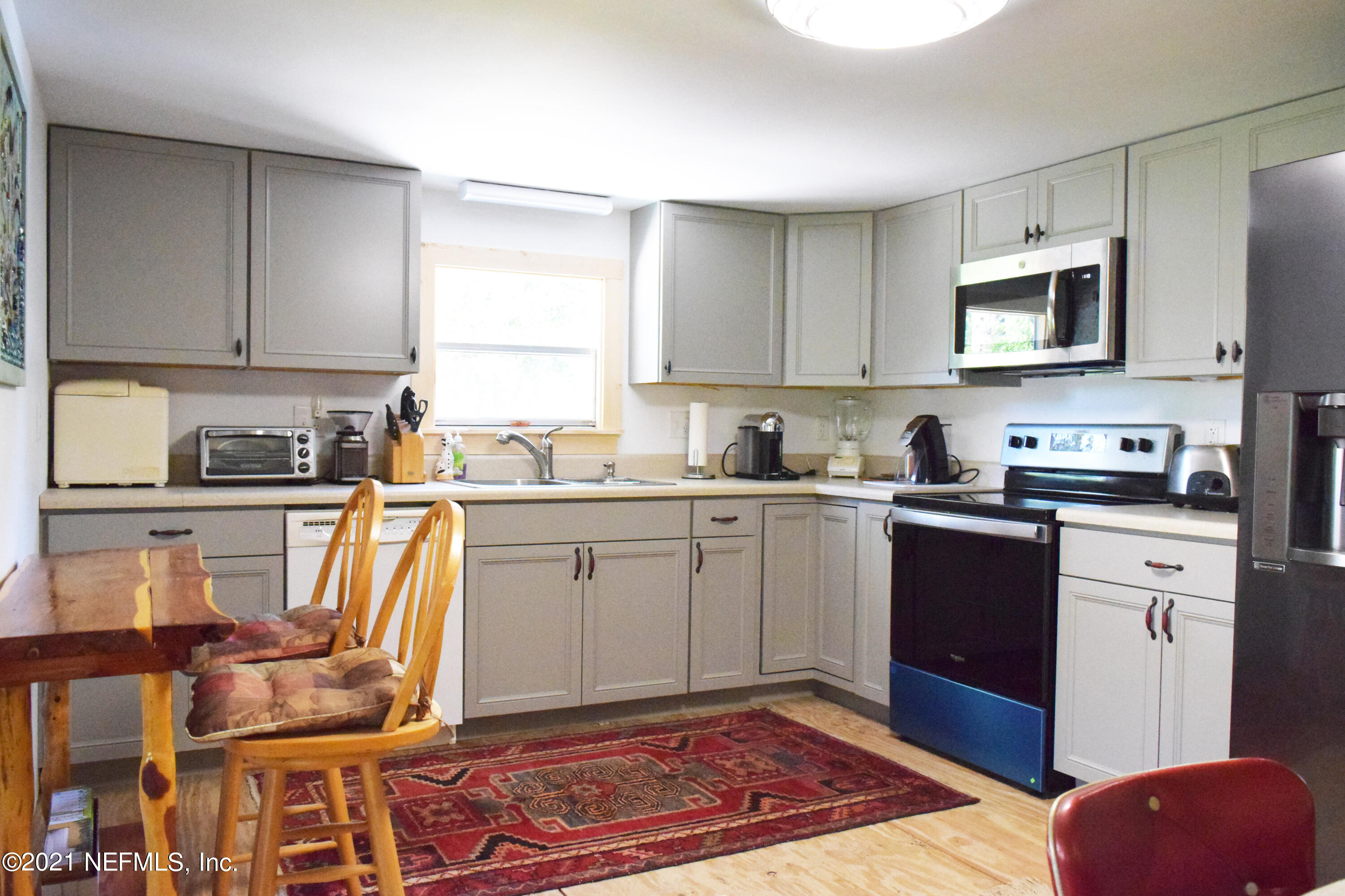 2025 Friendly Road Fernandina Beach, FL 32034 - Photo 2 of 15 Friendly6
