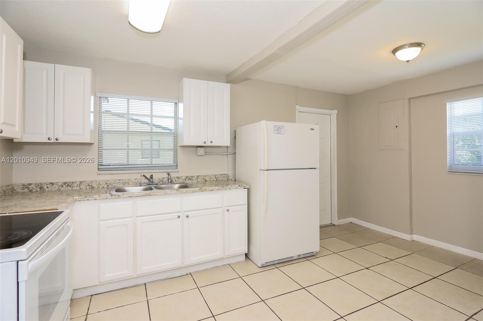30207 Southwest 158th Place Homestead, FL 33033 - Photo 5 of 15