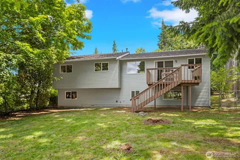 $895,000 | 7223 Northeast 152nd Place, Kenmore, WA 98028