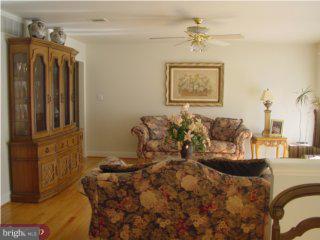 118 Blue Anchor Road Sicklerville, NJ 08081 - Photo 3 of 5