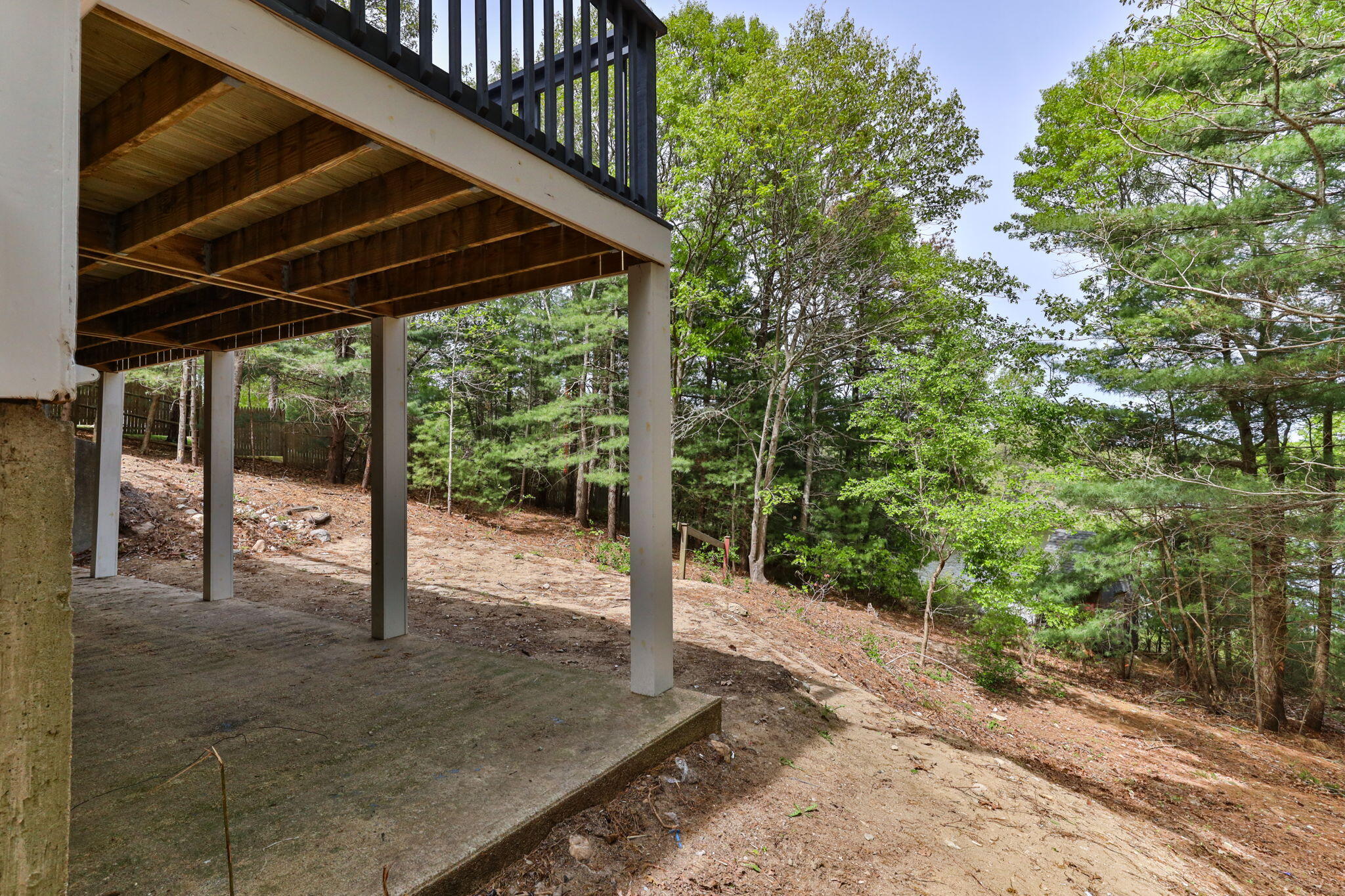 81 Sam Turner Road East Falmouth, MA 02536 - Photo 9 of 37 a view of a backyard space