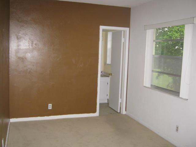 5701 Northwest 2nd Avenue, Unit 313 Boca Raton, FL 33487 - Photo 7 of 11 Dining Room