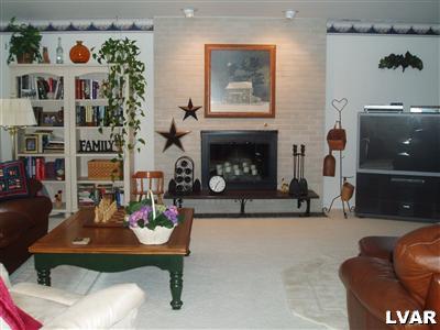 2854 Brandon Road Bethlehem, PA 18017 - Photo 7 of 13 Gallery Image 7