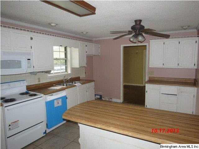 1602 Ridge Loop Jasper, AL 35504 - Photo 3 of 13