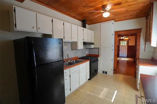 $264,900 | 130 East 2nd Street, Hermann, MO 65041