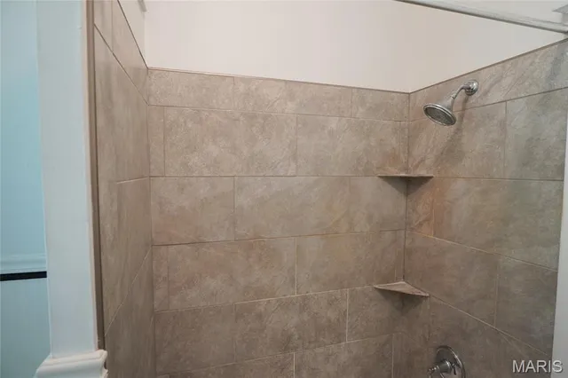 $264,900 | 130 East 2nd Street, Hermann, MO 65041