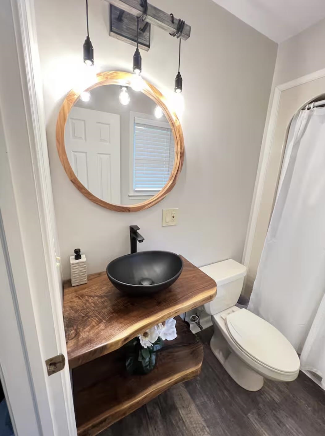 4064 Pine Grove Road Stanley, VA 22851 - Photo 20 of 35