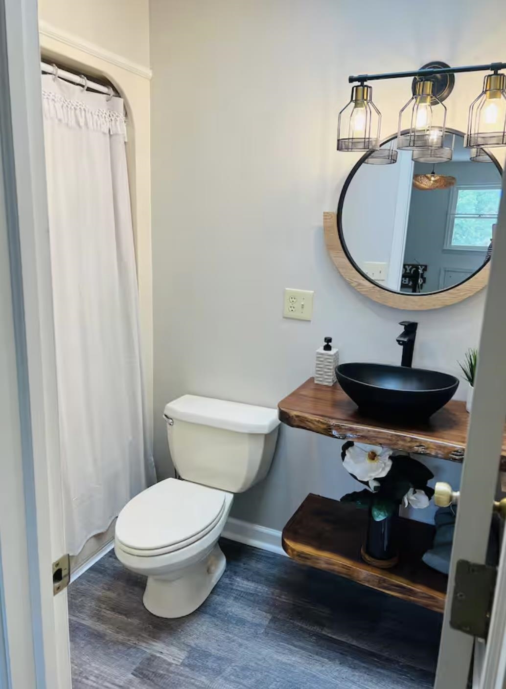 4064 Pine Grove Road Stanley, VA 22851 - Photo 21 of 35