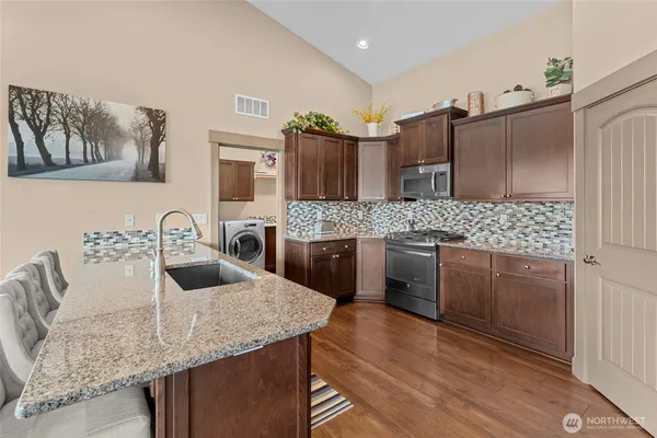 $1,325,000 | 3538 Long Lake Drive Southeast, Lacey, WA 98503