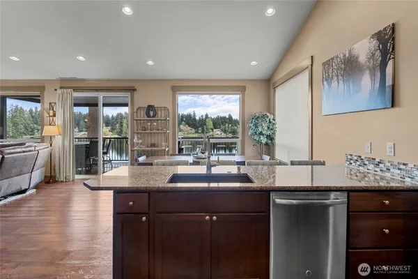 $1,325,000 | 3538 Long Lake Drive Southeast, Lacey, WA 98503