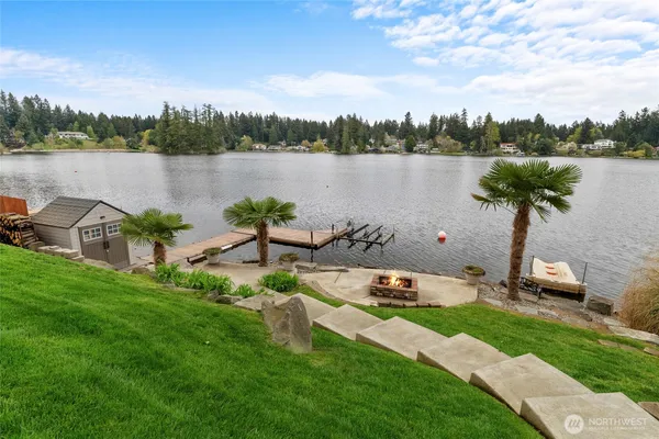 $1,325,000 | 3538 Long Lake Drive Southeast, Lacey, WA 98503