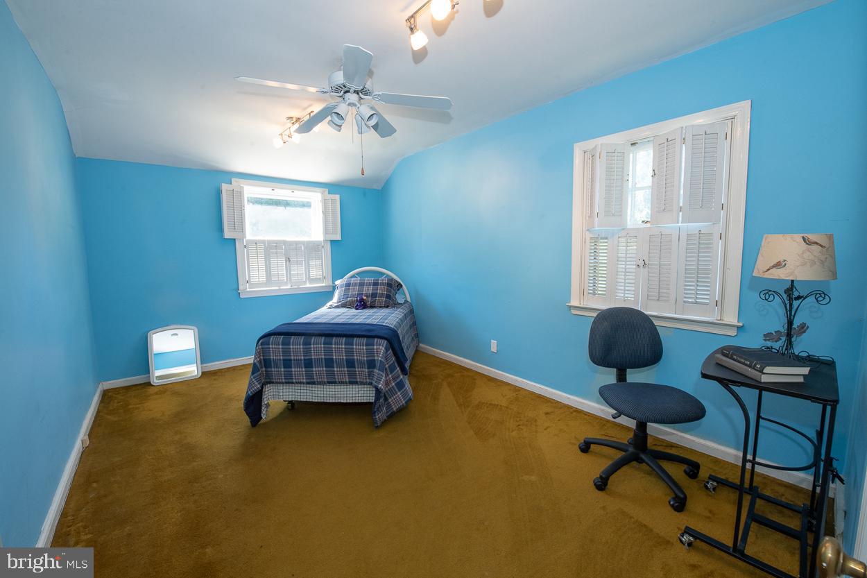 1749 Green Valley Road Havertown, PA 19083 - Photo 14 of 23