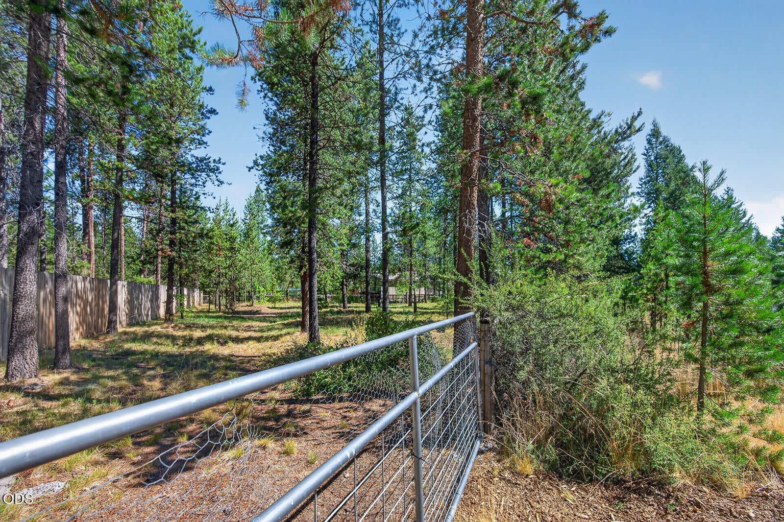 56125 Snow Goose Road Bend, OR 97707 - Photo 28 of 32