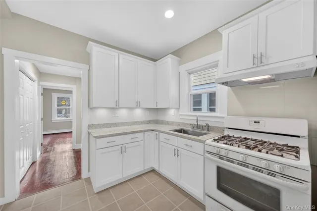 $350,000 | 13 Poplar Street, Newburgh, NY 12550