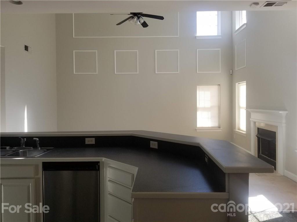 11409 Woodfire Road Charlotte, NC 28269 - Photo 12 of 20