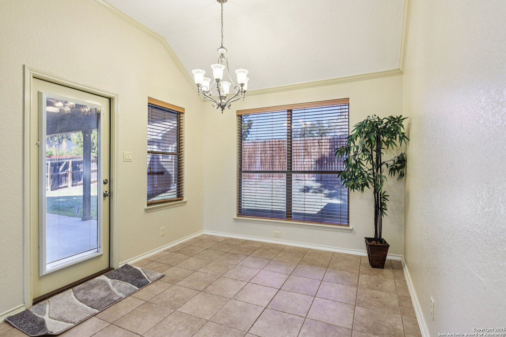 3524 Angora Trail Schertz, TX 78154 - Photo 10 of 25