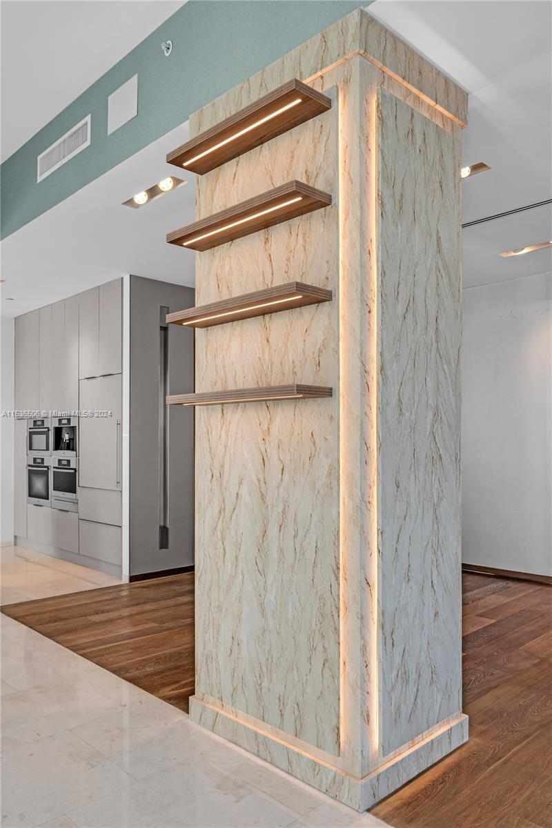 900 Brickell Key Boulevard, Unit 1002 Miami, FL 33131 - Photo 14 of 94