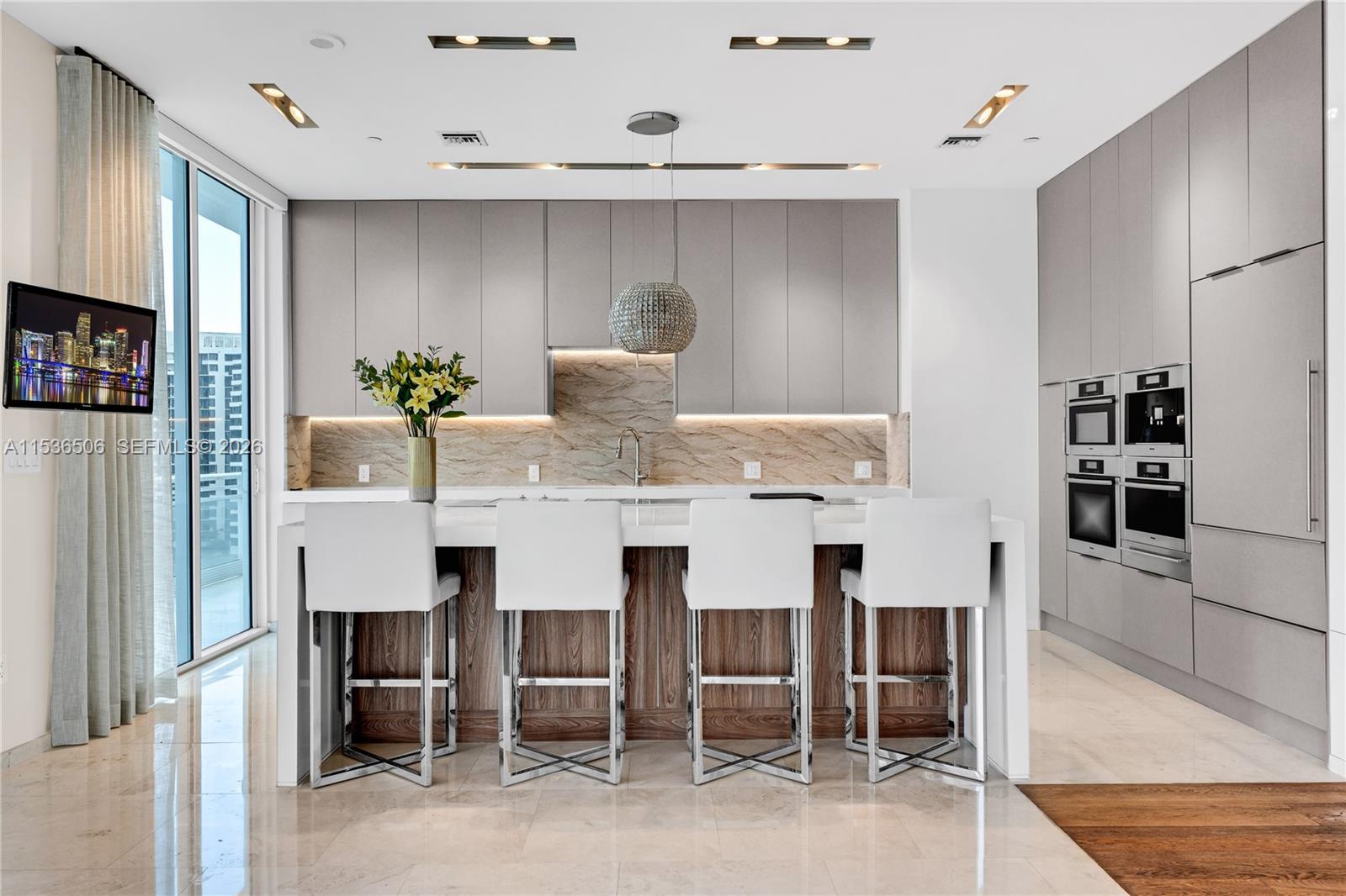900 Brickell Key Boulevard, Unit 1002 Miami, FL 33131 - Photo 26 of 87