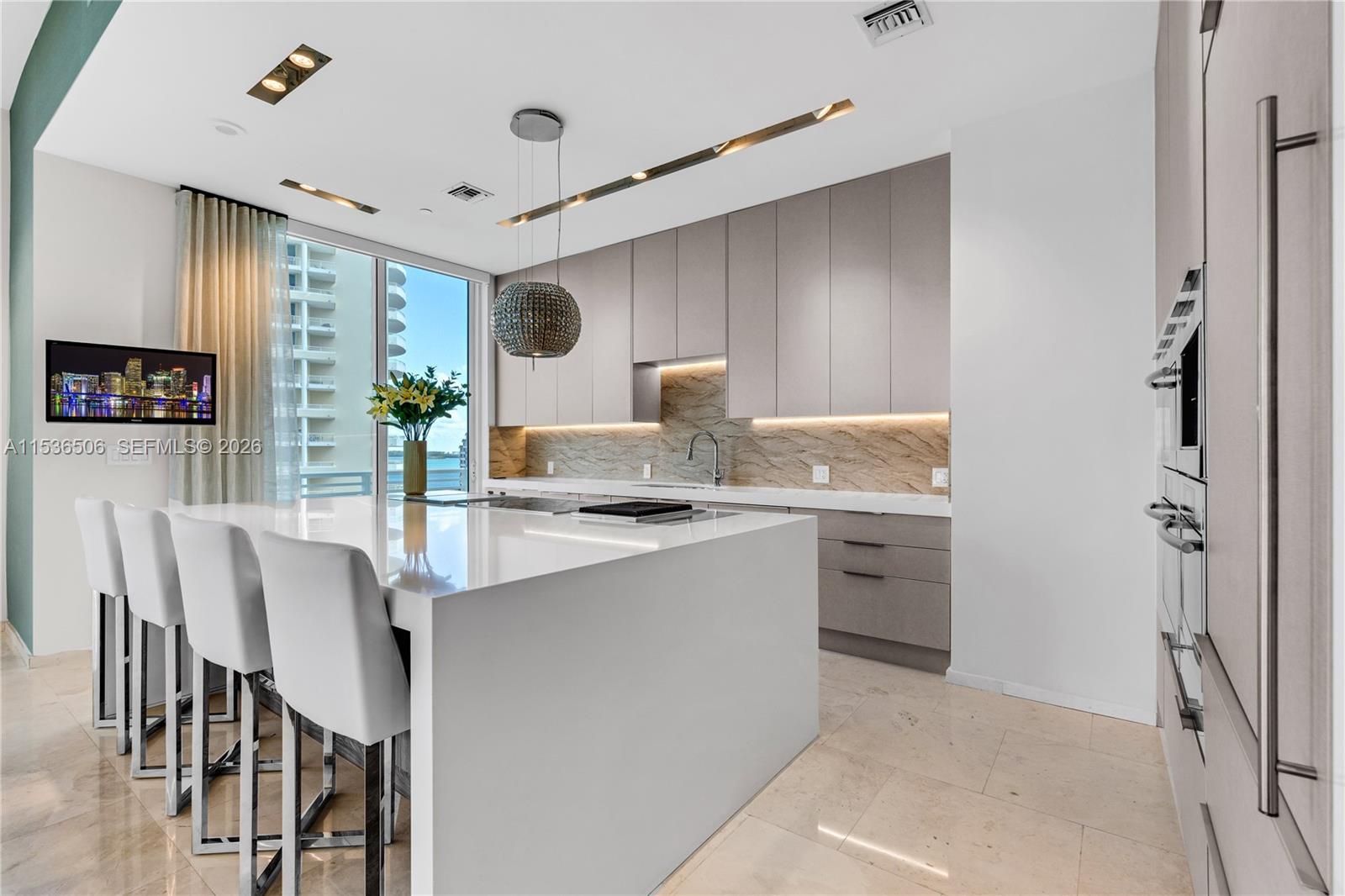 900 Brickell Key Boulevard, Unit 1002 Miami, FL 33131 - Photo 27 of 87