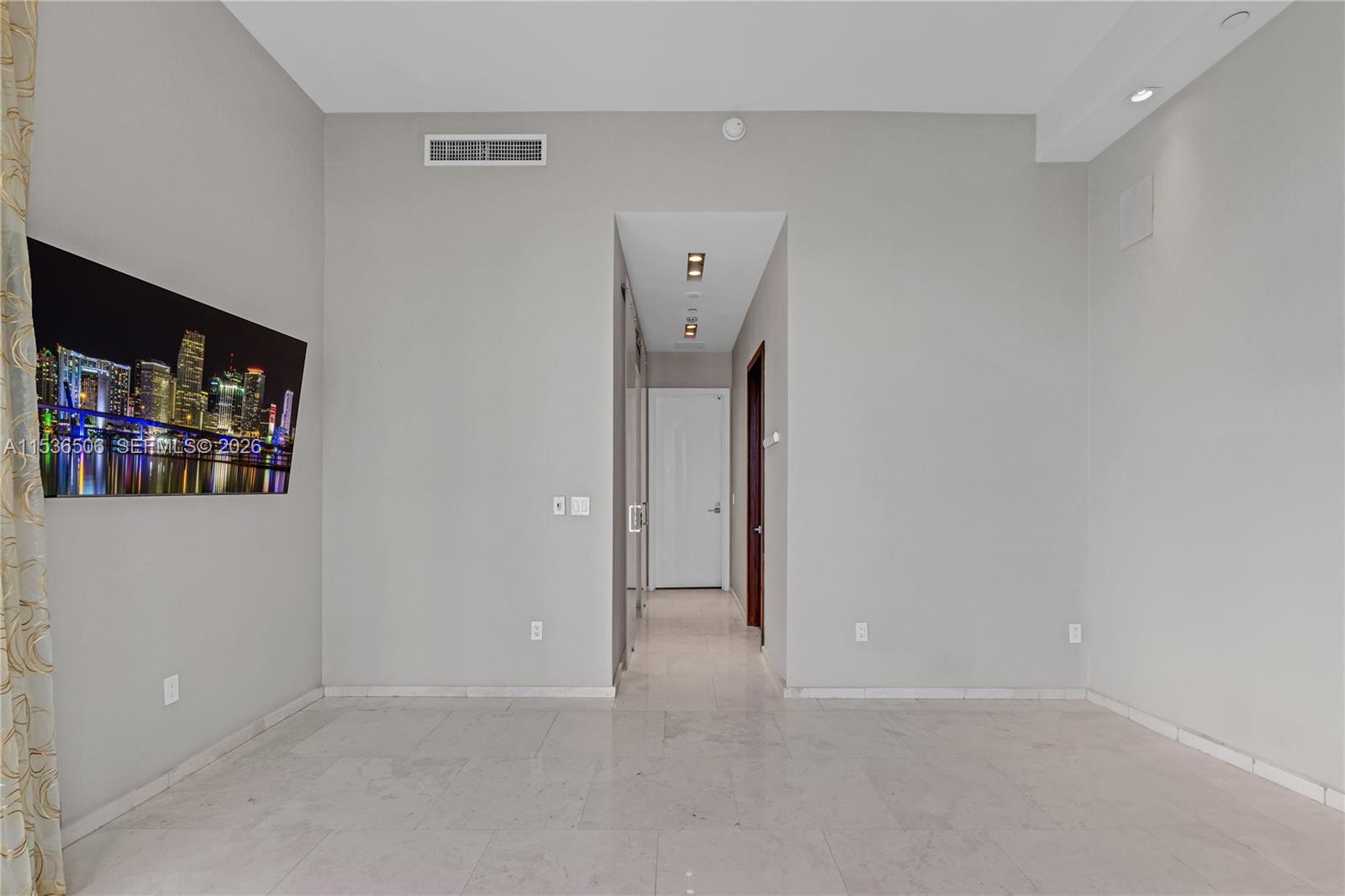 900 Brickell Key Boulevard, Unit 1002 Miami, FL 33131 - Photo 33 of 87