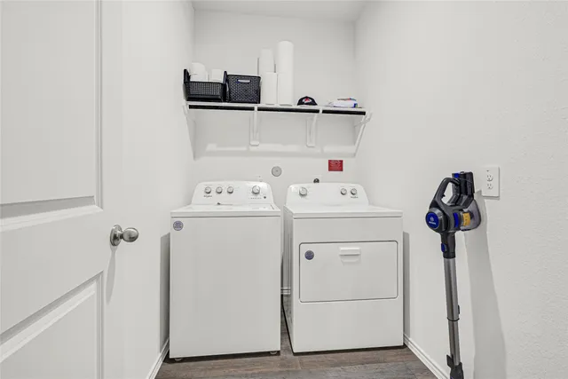 $2,700 | 31203 Heddington Lane, Fulshear, TX 77441