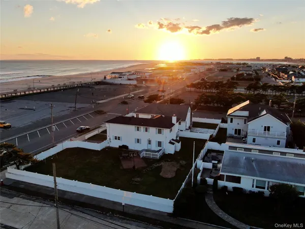 $3,199,000 | 2000 Ocean Boulevard, Atlantic Beach, NY 11509
