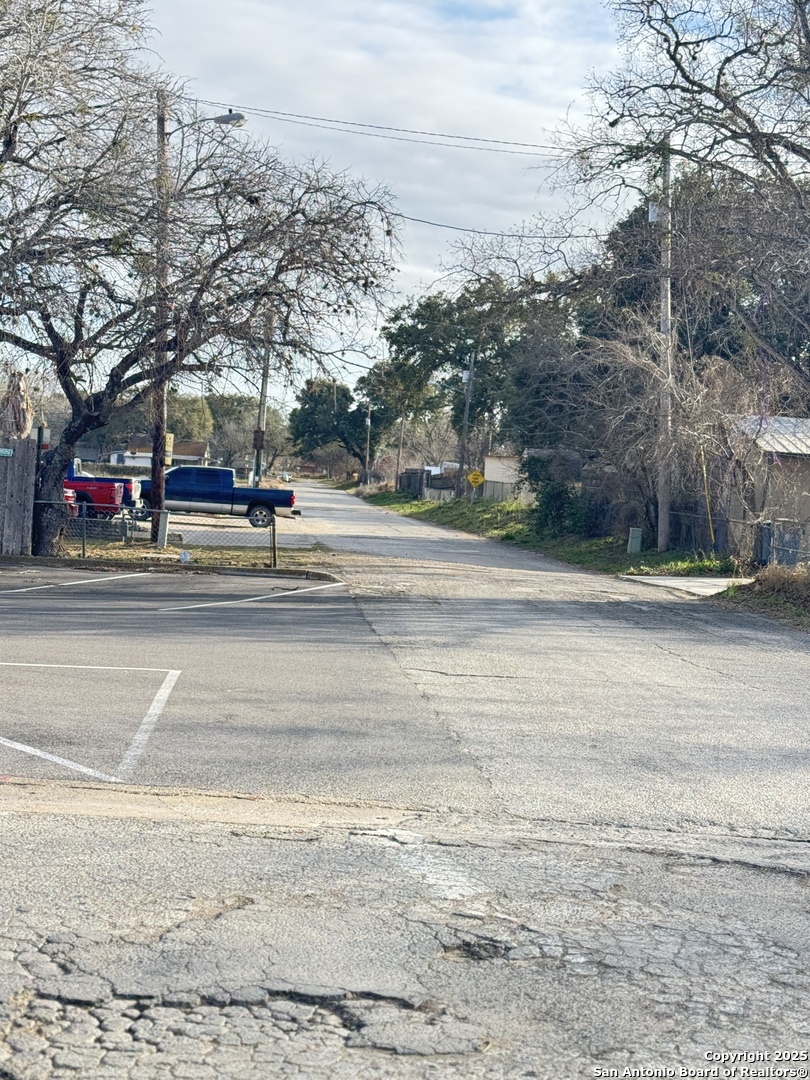 0 School Street Pleasanton, TX 78064 - Photo 1 of 5
